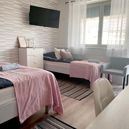 Szelrozsa Apartmanhaz Velence Dış mekan fotoğraf